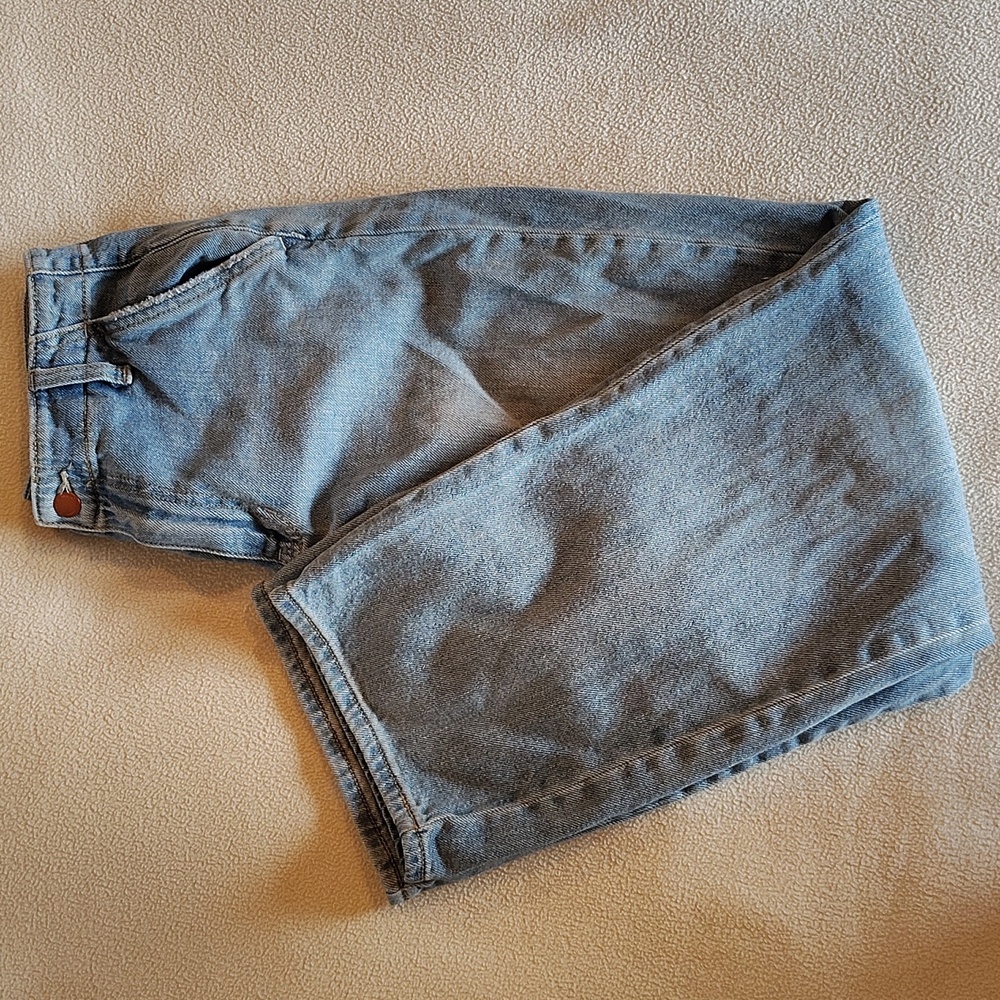 Universal Thread Relaxed Fit Wide Leg Light Blue Jeans